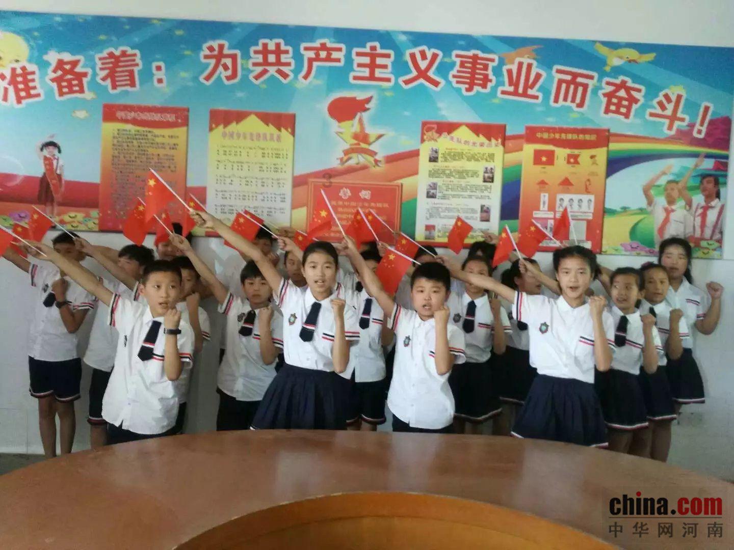 两会·现场丨委员热议省政协常委会工作报告（图）